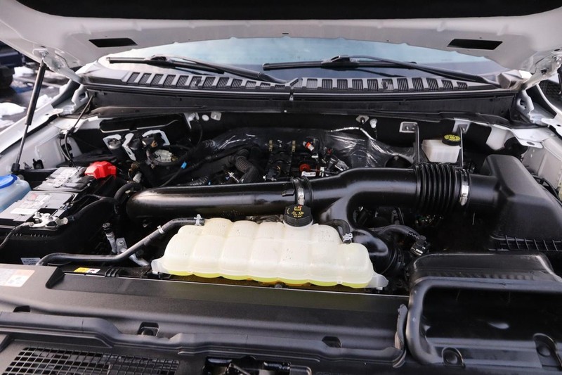 Ford Expedition Vehicle Image 30