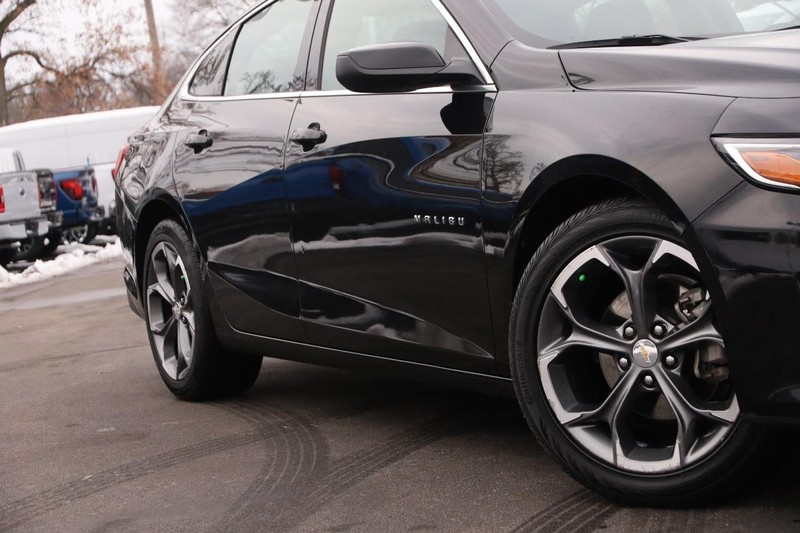 Chevrolet Malibu Vehicle Image 03