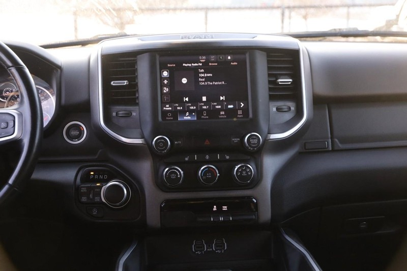 Ram 1500 Vehicle Full-screen Gallery Image 22