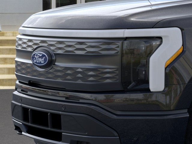 Ford F-150 Lightning Vehicle Image 17
