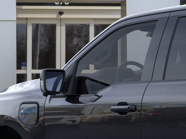 Ford F-150 Lightning Vehicle Image 20