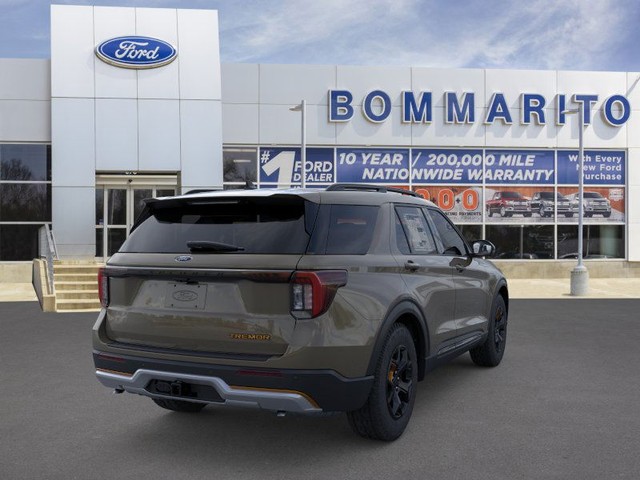 Ford Explorer Vehicle Image 08