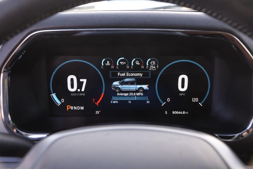 Ford F-150 Vehicle Full-screen Gallery Image 13