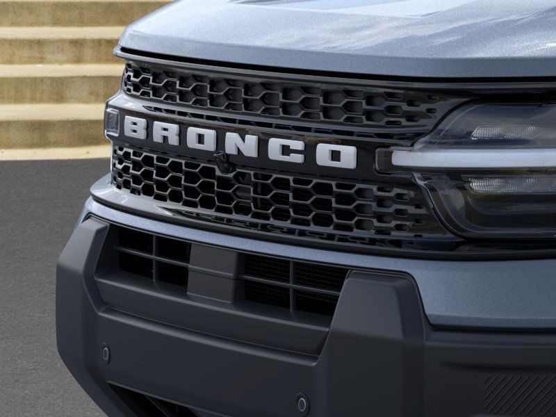 Ford Bronco Sport Vehicle Full-screen Gallery Image 17