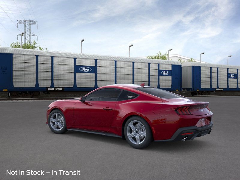 Ford Mustang Vehicle Full-screen Gallery Image 4