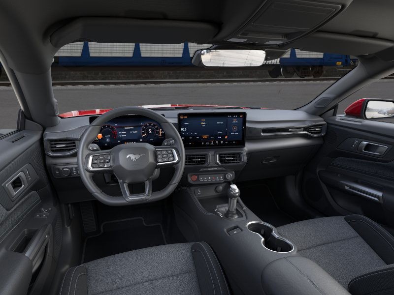 Ford Mustang Vehicle Full-screen Gallery Image 9