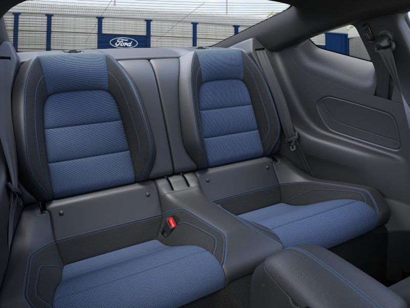 Ford Mustang Vehicle Full-screen Gallery Image 11