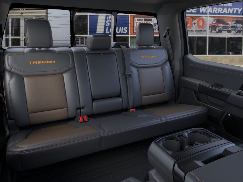 Ford F-150 Vehicle Full-screen Gallery Image 11