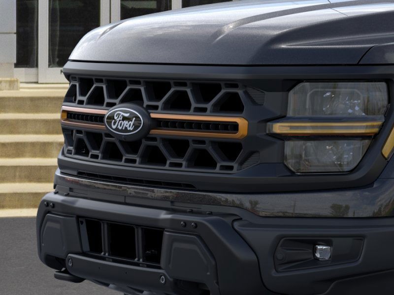 Ford F-150 Vehicle Full-screen Gallery Image 17