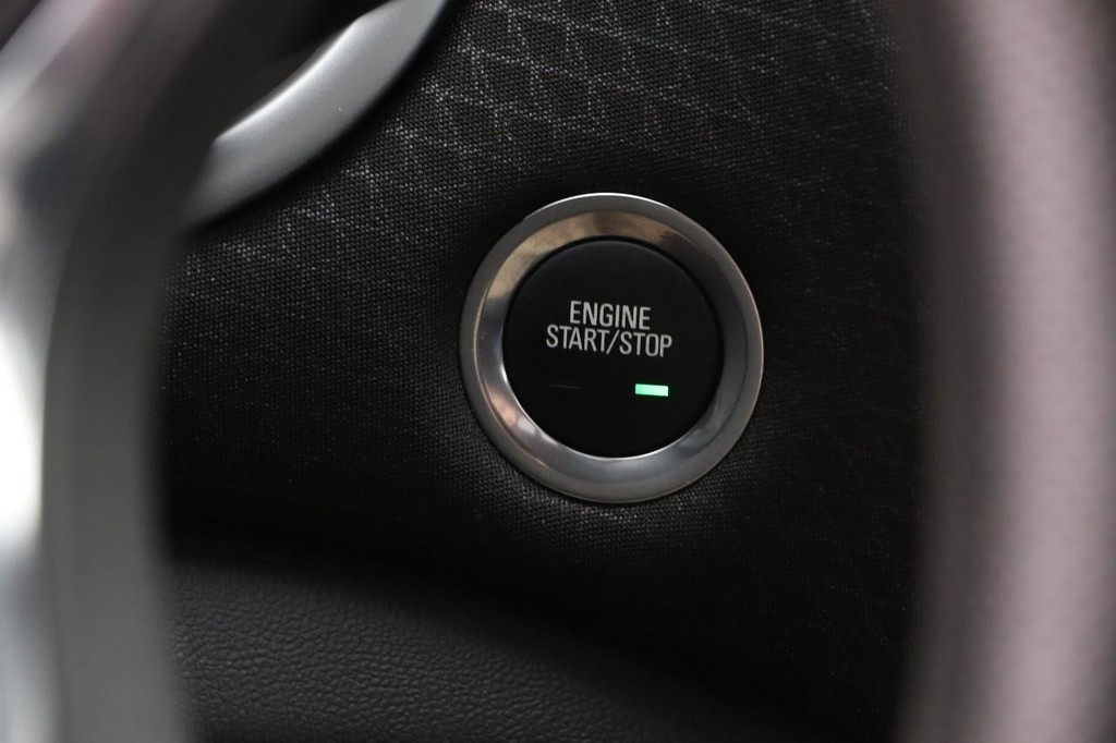 Chevrolet Malibu Vehicle Image 15