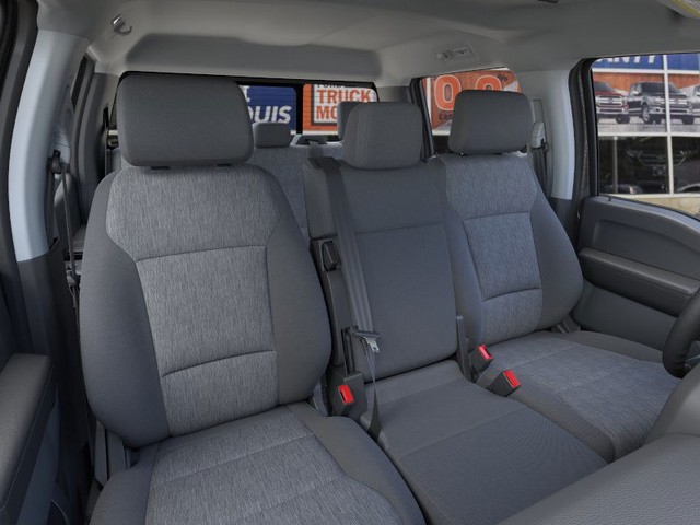 Ford Super Duty F-350 DRW Vehicle Image 10