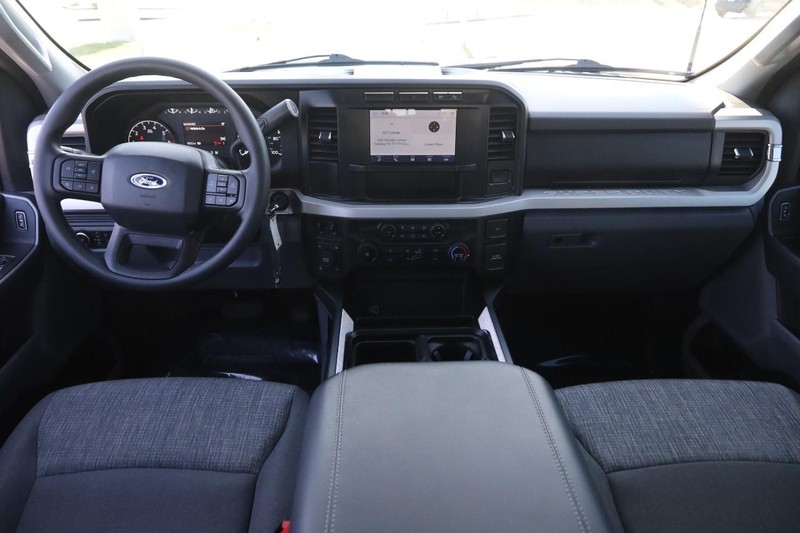 Ford Super Duty F-250 SRW Vehicle Image 20