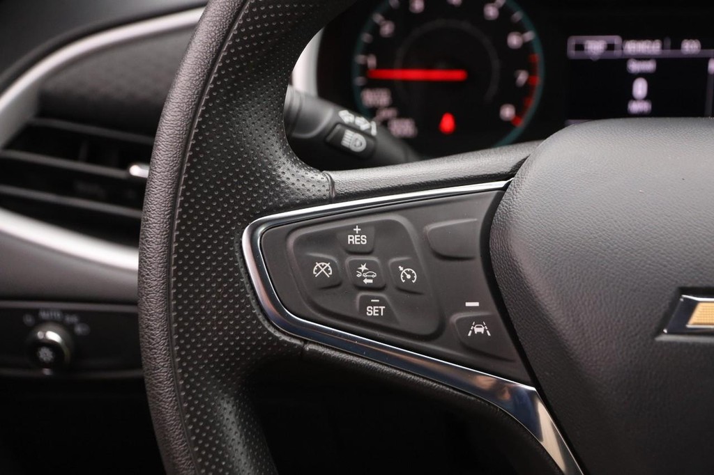 Chevrolet Malibu Vehicle Image 11