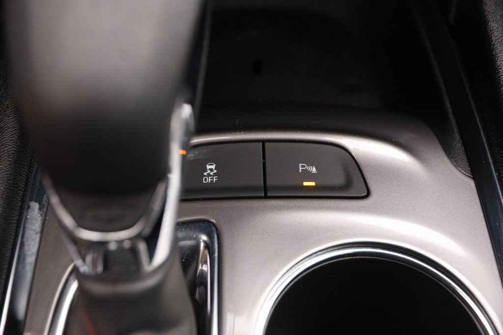 Chevrolet Malibu Vehicle Image 18