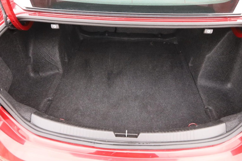 Chevrolet Malibu Vehicle Image 07