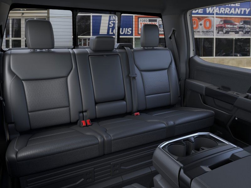 Ford F-150 Vehicle Full-screen Gallery Image 11