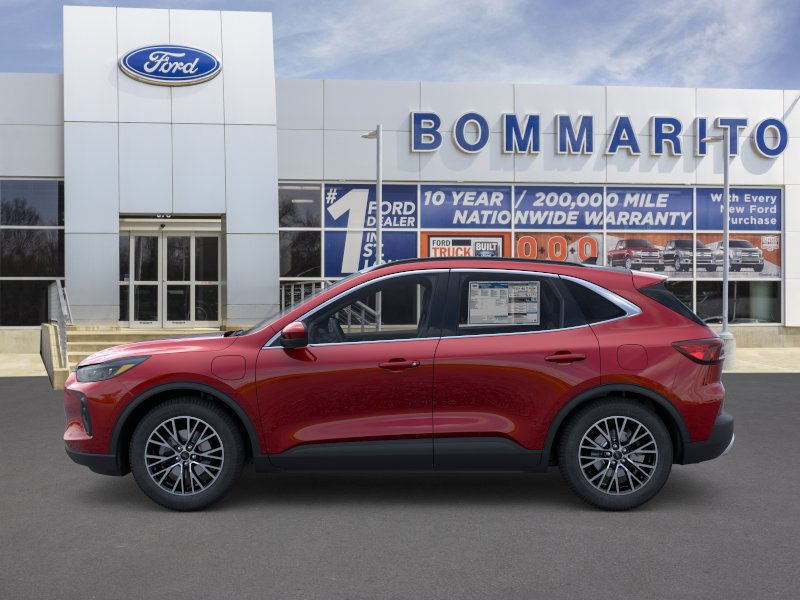 Ford Escape Vehicle Full-screen Gallery Image 3