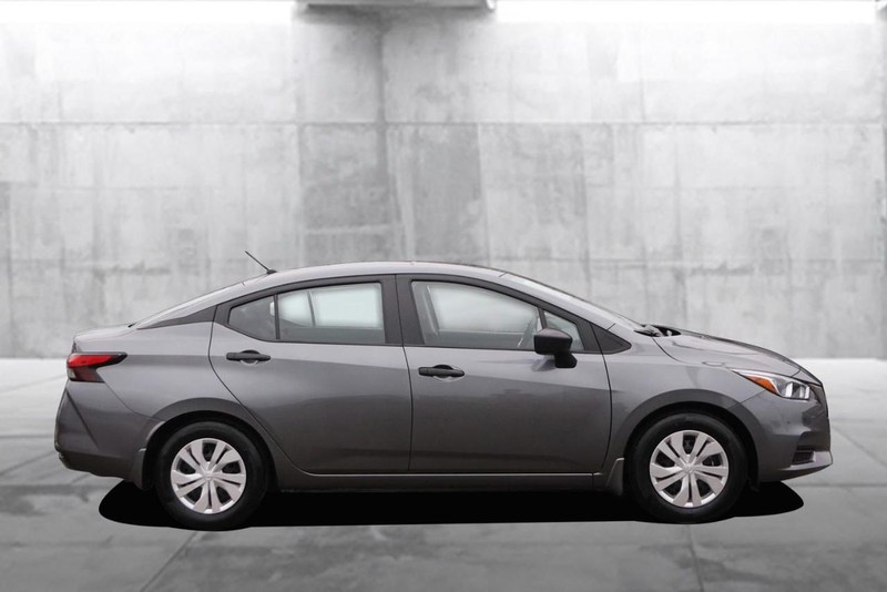 Nissan Versa Vehicle Image 05
