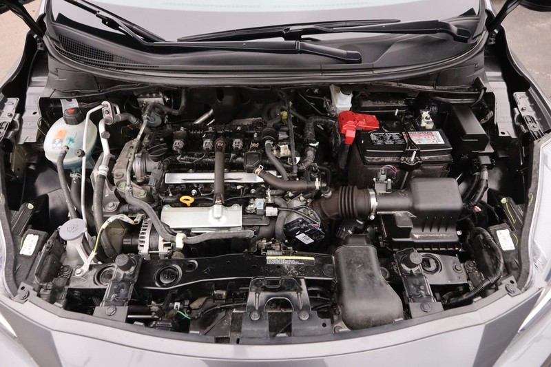 Nissan Versa Vehicle Image 24