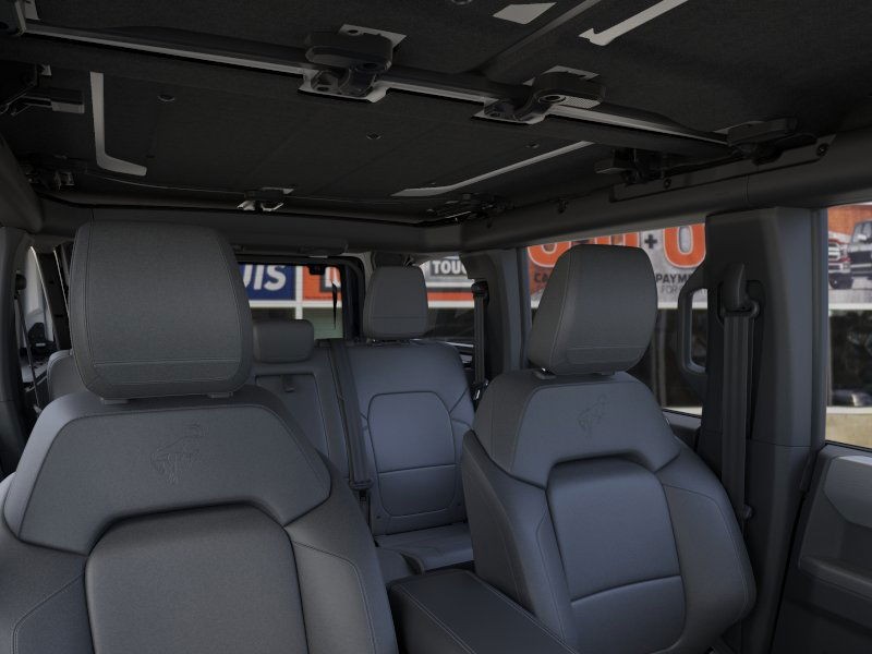 Ford Bronco Vehicle Image 12