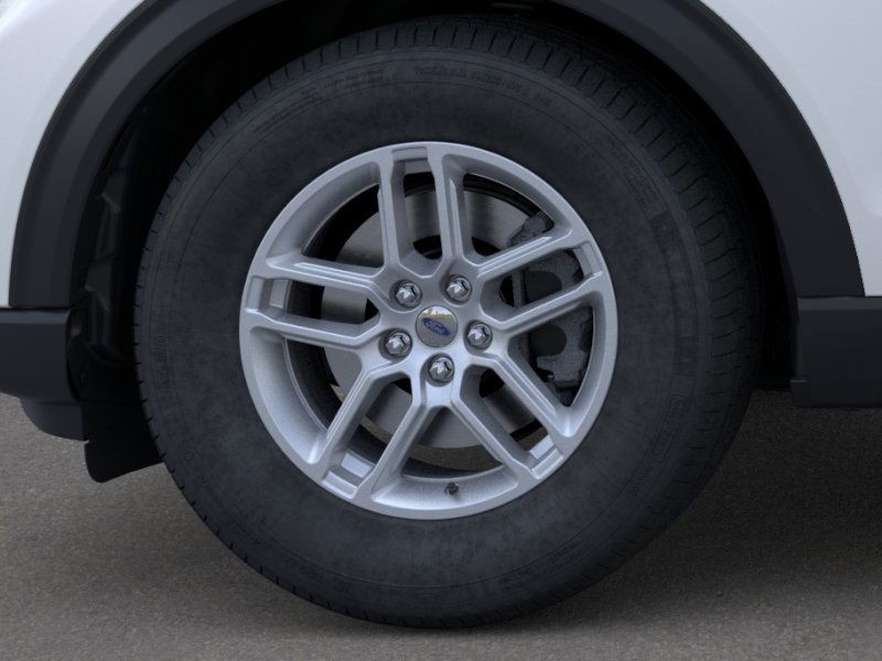 Ford Explorer Vehicle Image 19