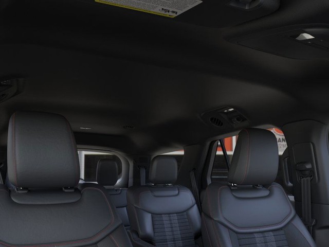 Ford Explorer Vehicle Image 22