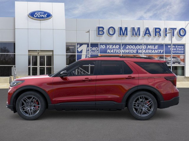 Ford Explorer Vehicle Image 03