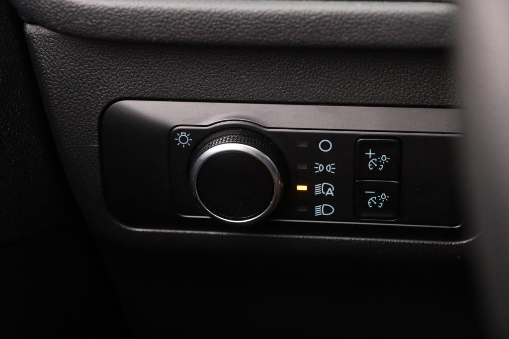 Ford Escape Vehicle Image 19