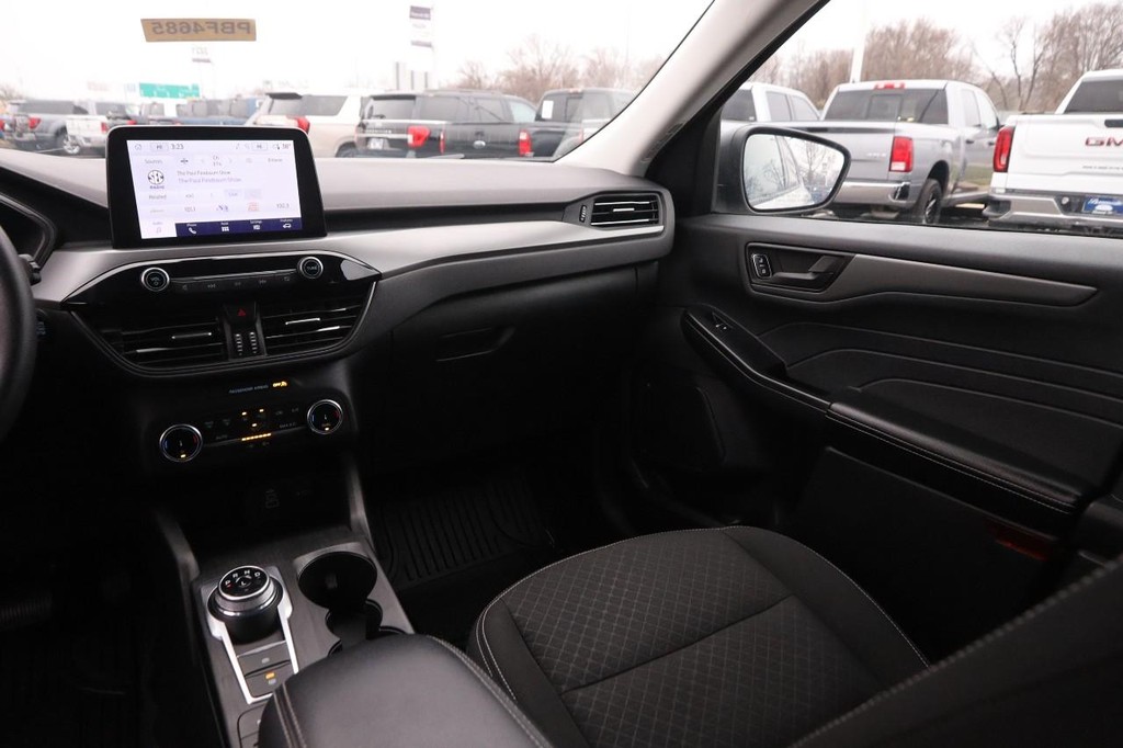 Ford Escape Vehicle Image 24