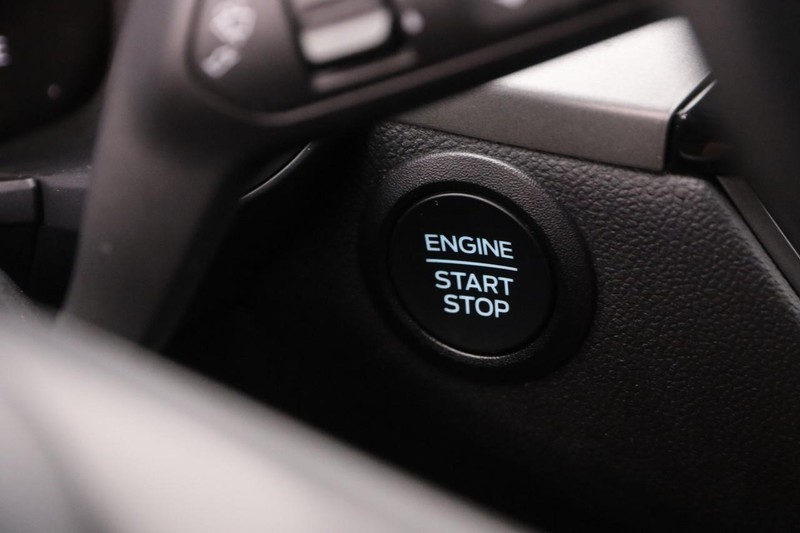 Ford Escape Vehicle Image 14