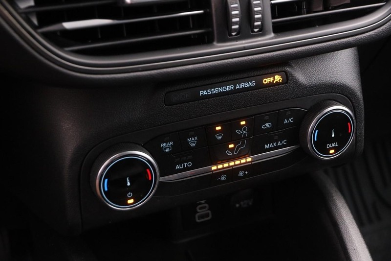 Ford Escape Vehicle Image 17