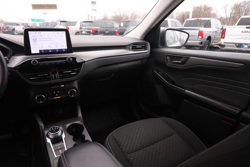 Ford Escape Vehicle Image 24