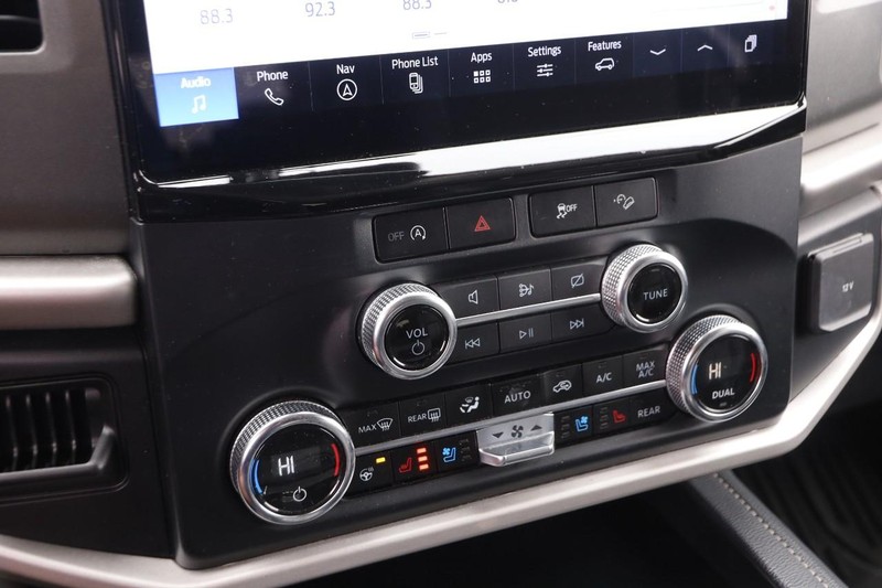 Ford Expedition Vehicle Image 20