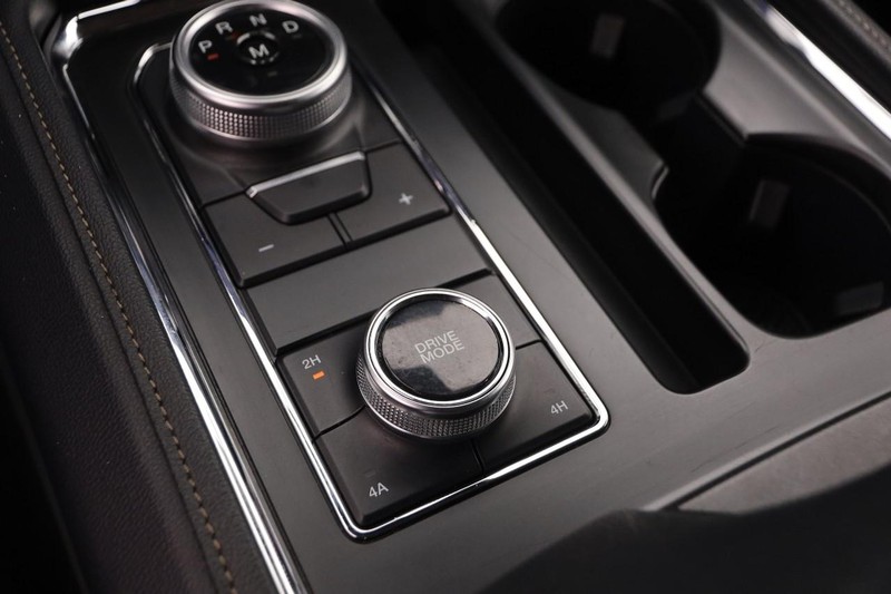 Ford Expedition Vehicle Image 21