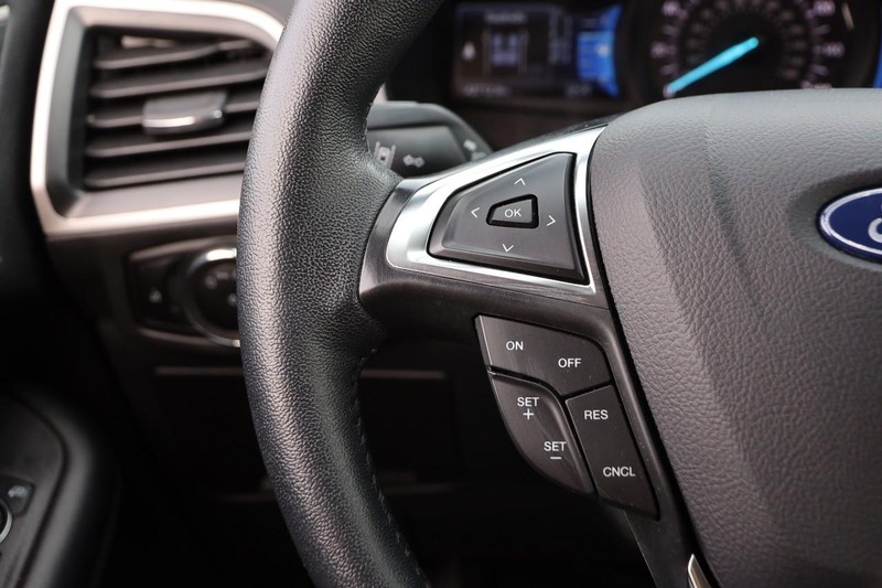 Ford Edge Vehicle Image 11