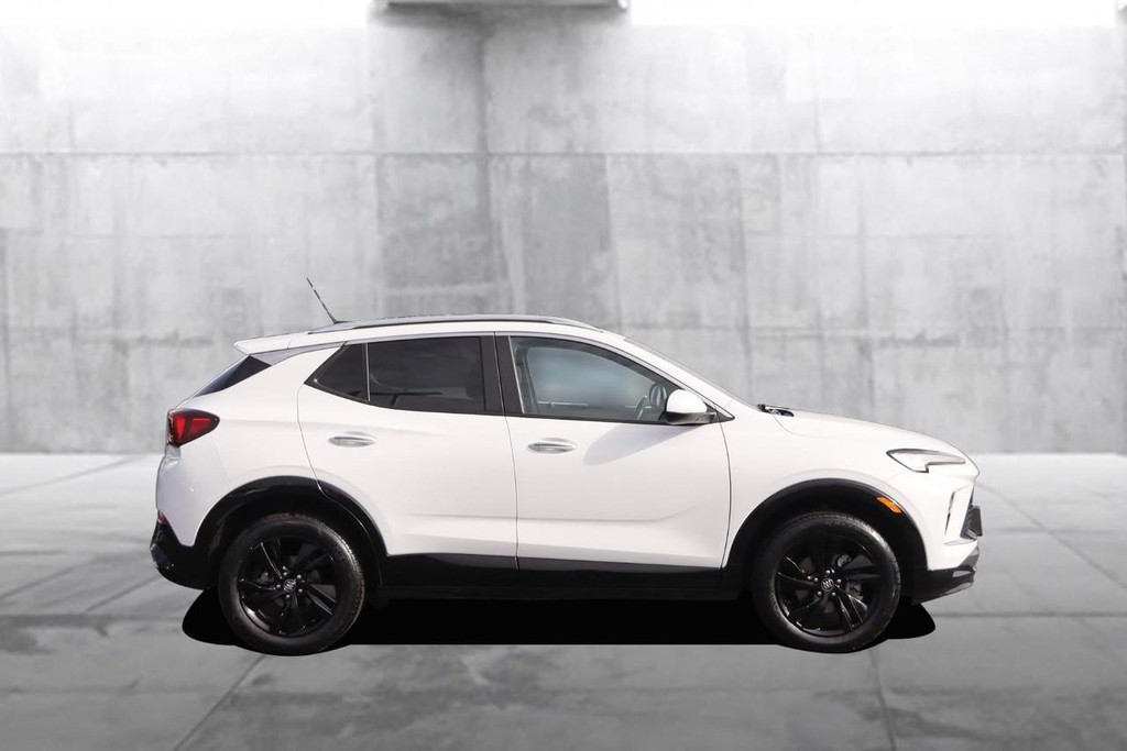 Buick Encore GX Vehicle Image 05