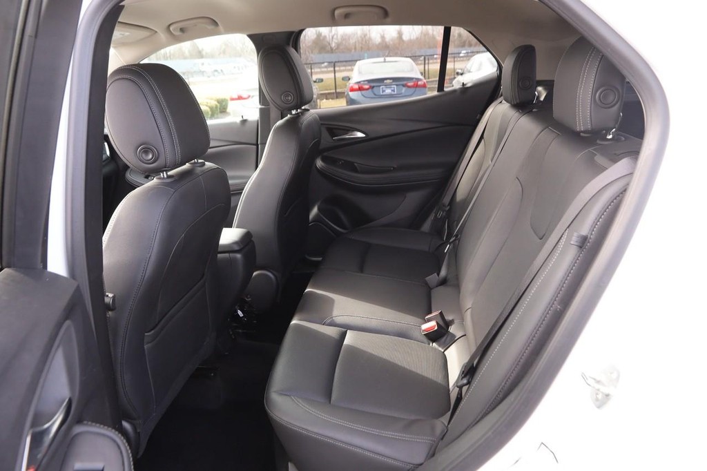 Buick Encore GX Vehicle Image 09