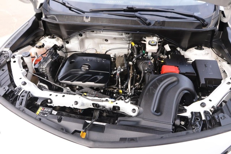 Buick Encore GX Vehicle Full-screen Gallery Image 25