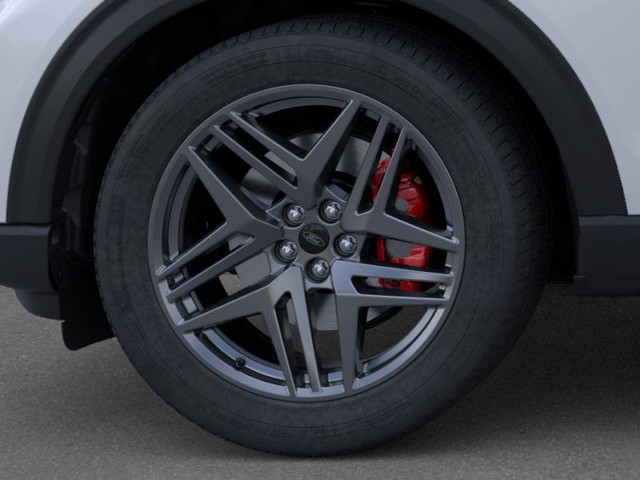 Ford Explorer Vehicle Image 19