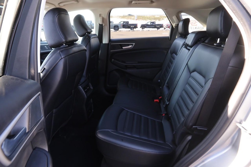 Ford Edge Vehicle Image 09