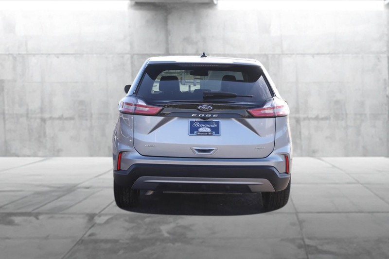 Ford Edge Vehicle Image 06