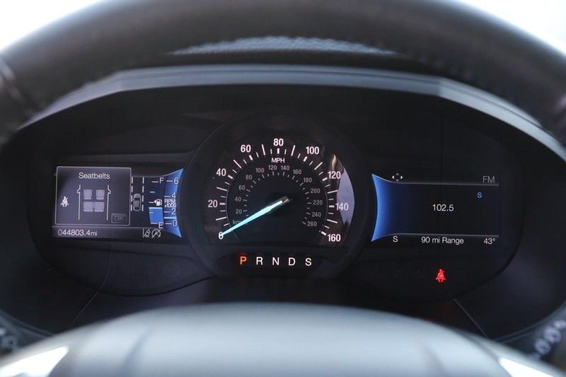 Ford Edge Vehicle Image 13