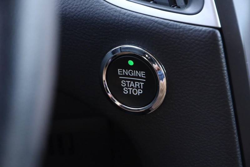 Ford Edge Vehicle Image 14