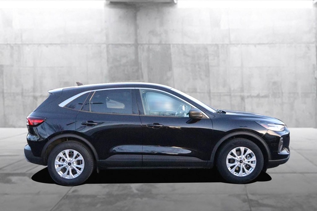 Ford Escape Vehicle Image 05