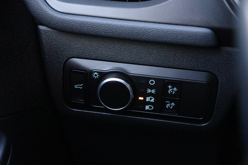 Ford Escape Vehicle Image 18