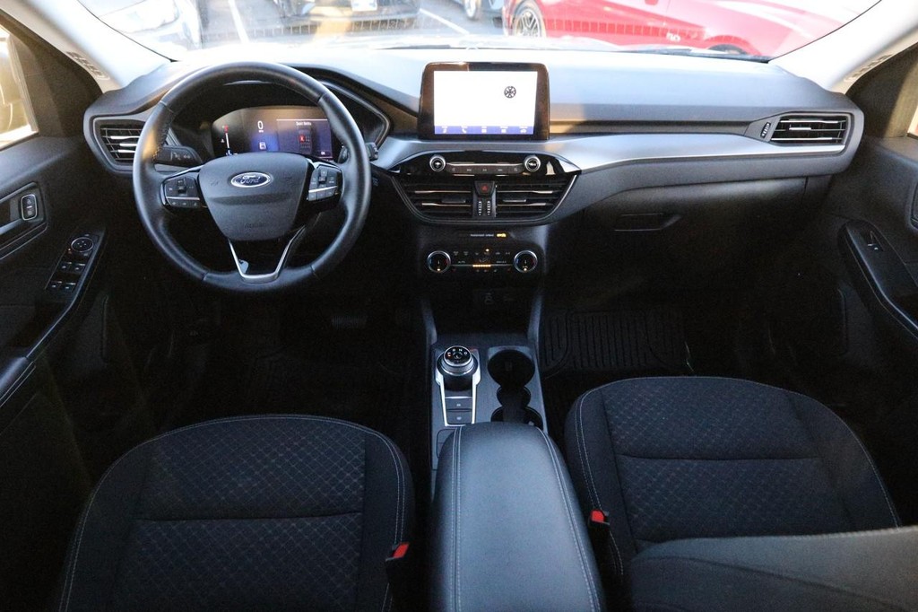 Ford Escape Vehicle Image 19