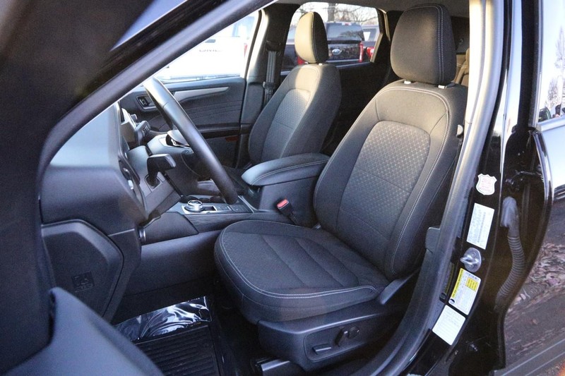 Ford Escape Vehicle Image 09