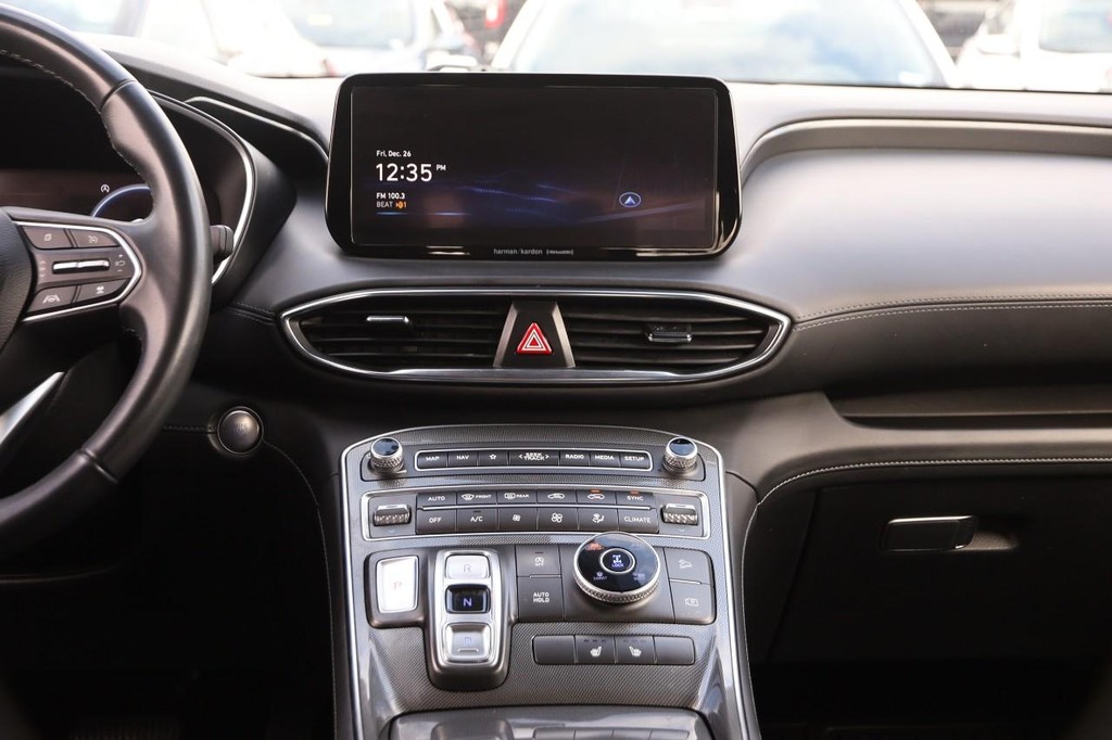 Hyundai Santa Fe Vehicle Image 23