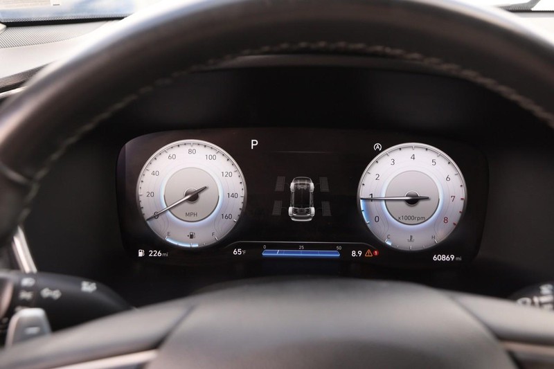 Hyundai Santa Fe Vehicle Image 15