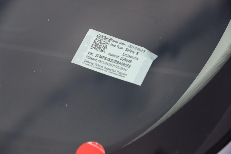 Ford Edge Vehicle Image 28